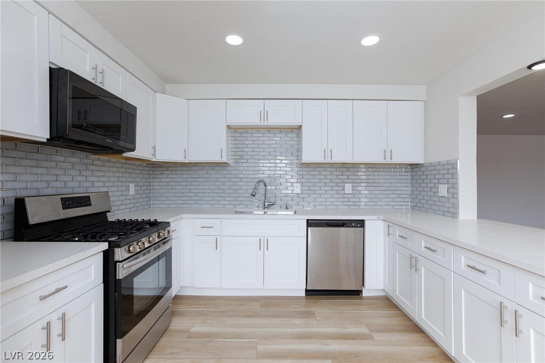6121 Sonoma Cir, Las Vegas, NV 89107 photo