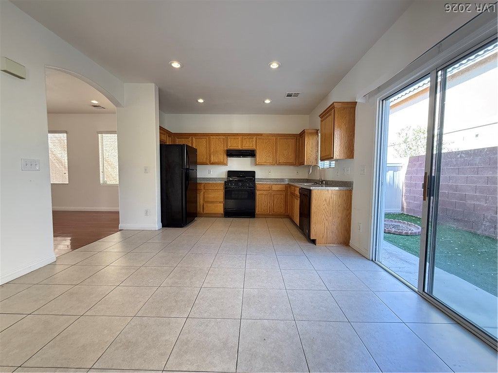 5872 Sakhalin Ave, Las Vegas, NV 89139 photo