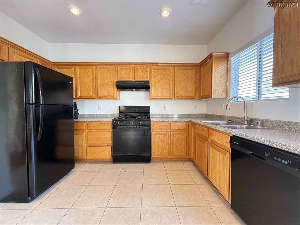 5872 Sakhalin Ave, Las Vegas, NV 89139 photo