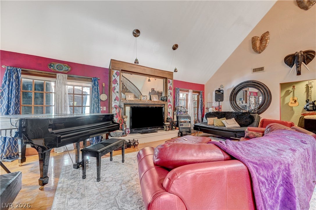 3005 Campbell Cir, Las Vegas, NV 89107 photo