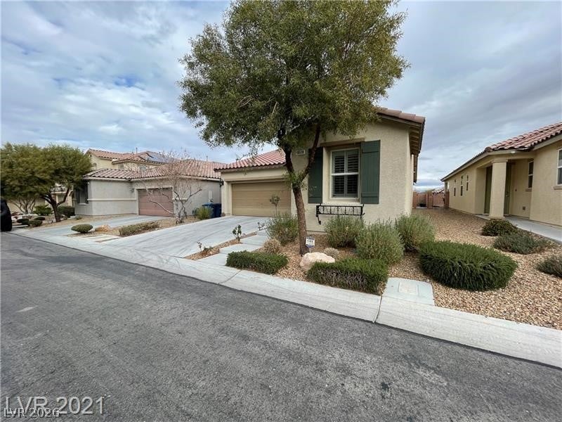 10596 Upper Laurel St, Las Vegas, NV 89179 photo