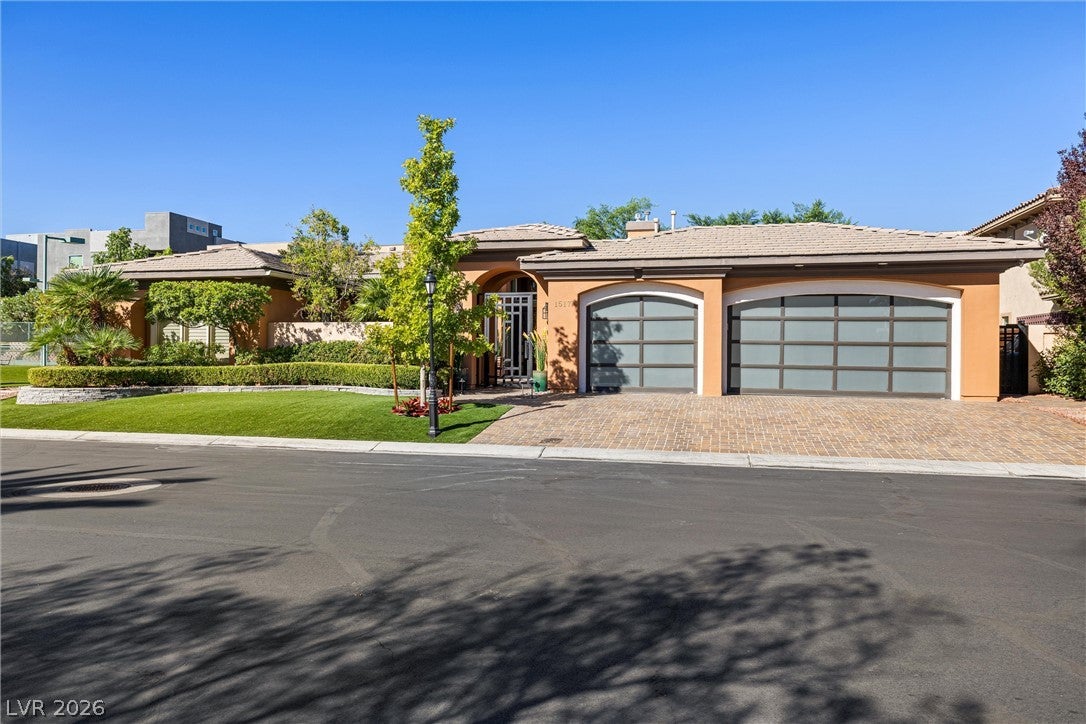 1517 Marbella Ridge Ct, Las Vegas, NV 89117 photo