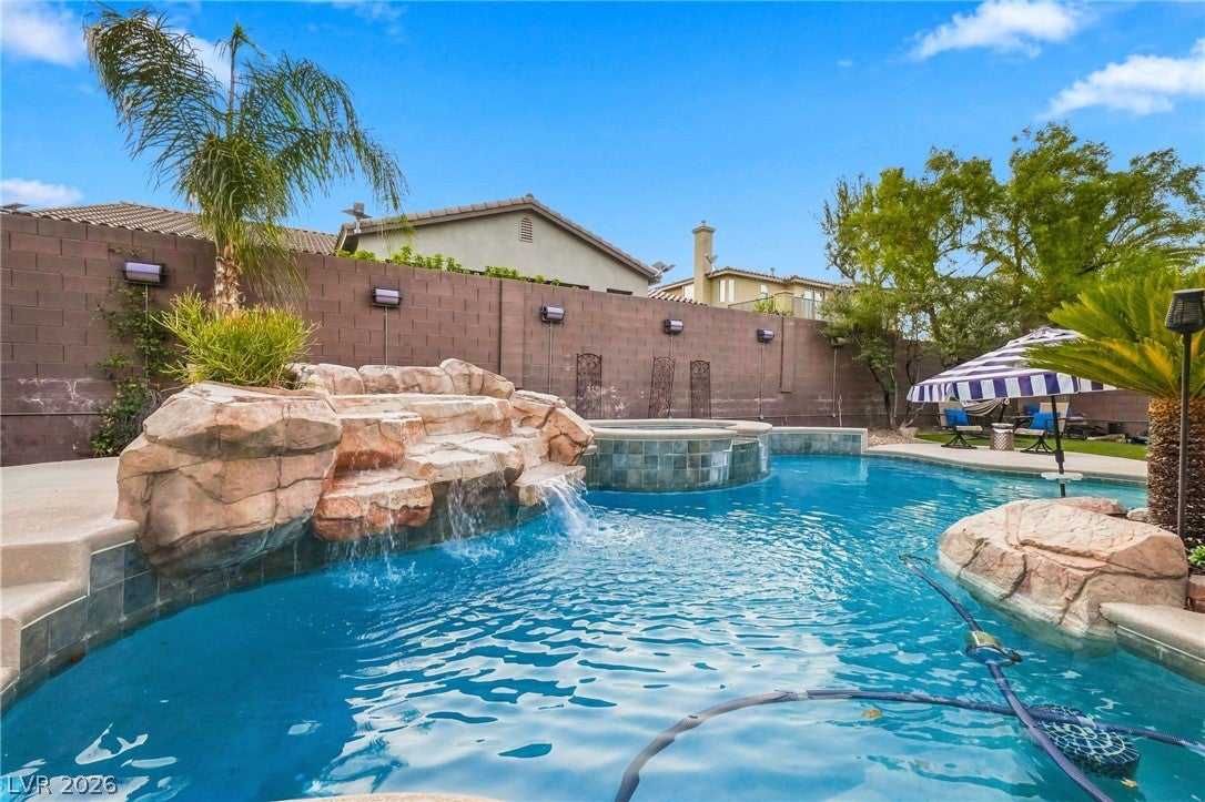 9549 Bella Citta St, Las Vegas, NV 89178 photo