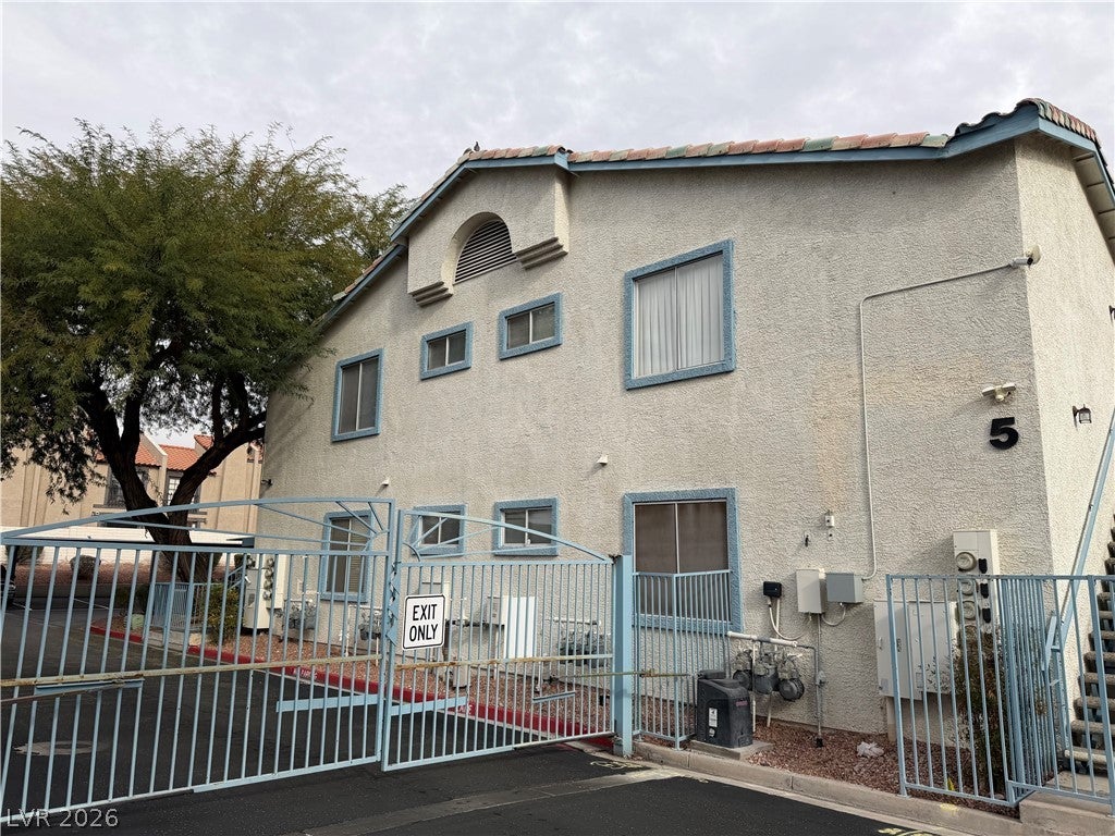 4960 Harrison Dr, Las Vegas, NV 89120