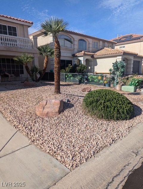 Single Family Residence in Las Vegas NV 1730 Juniper Twig Avenue.jpg