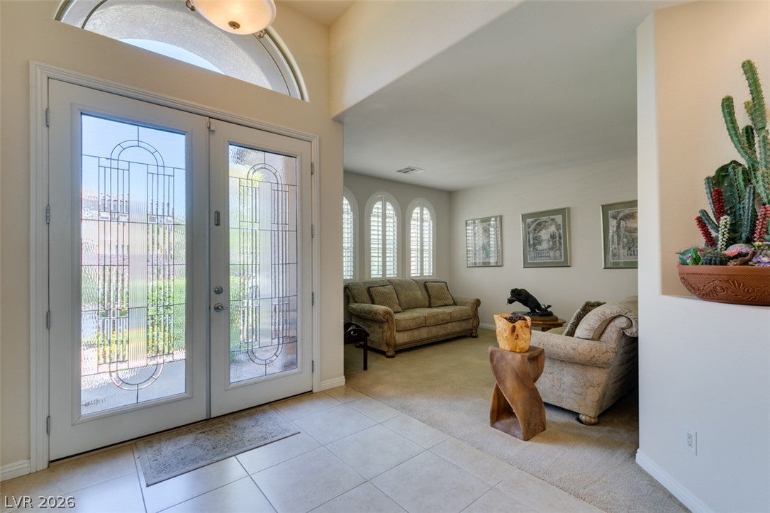 8292 Dutch Harbor Cir, Las Vegas, NV 89113 photo