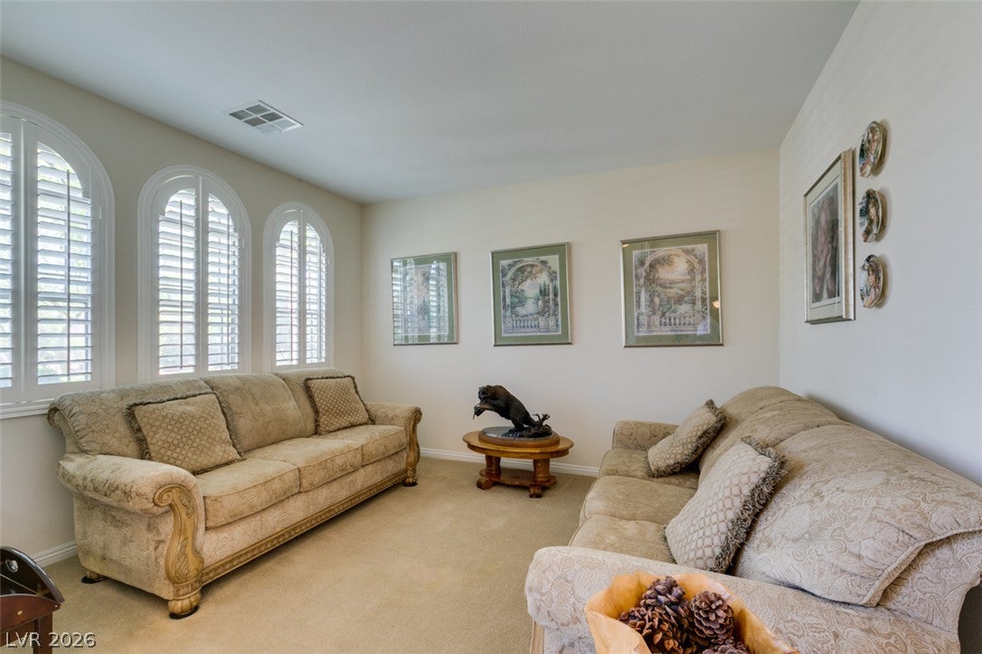 8292 Dutch Harbor Cir, Las Vegas, NV 89113 photo