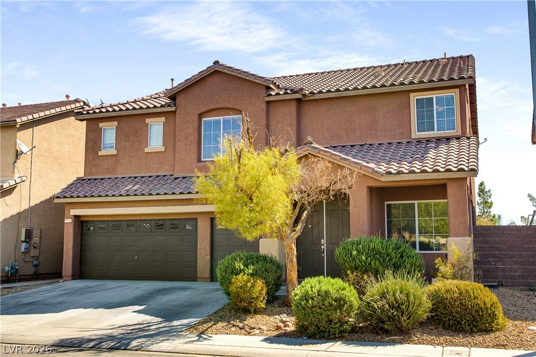 5520 Oatfield St, North Las Vegas, NV 89081