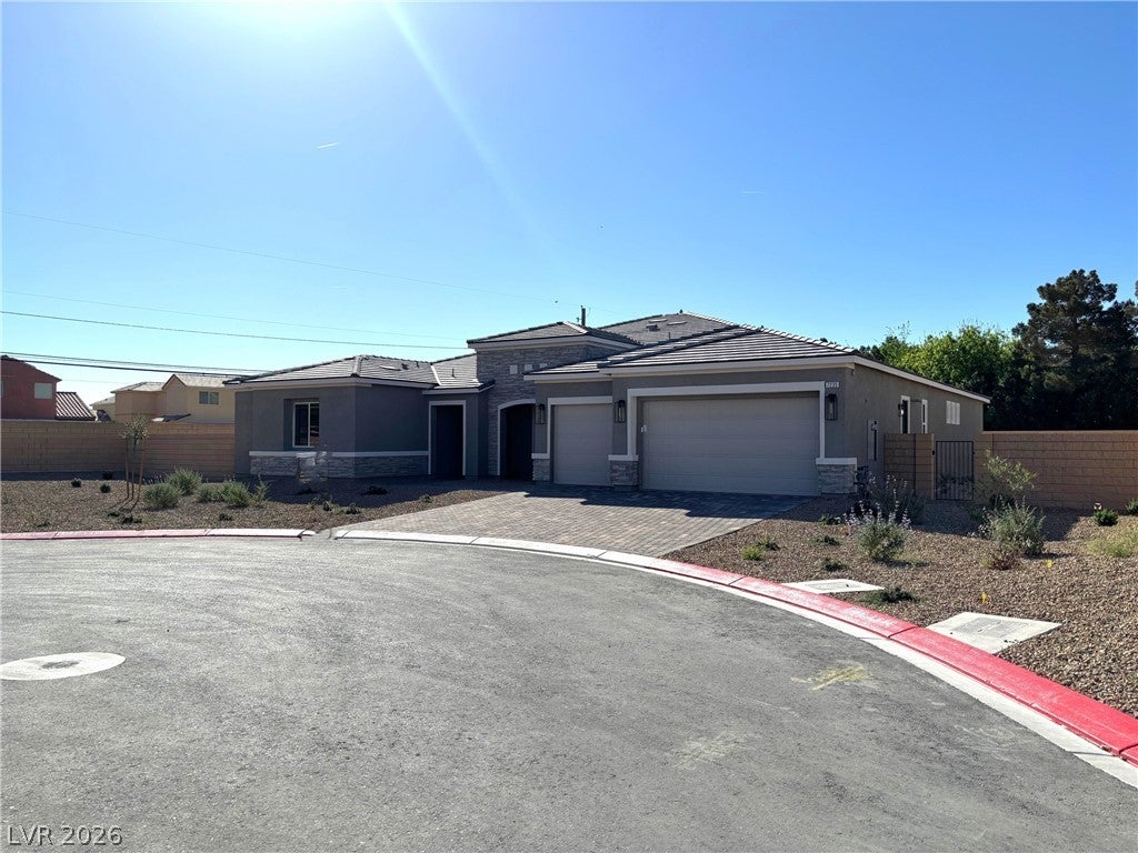 7235 Golden Rock Ct, Las Vegas, NV 89131