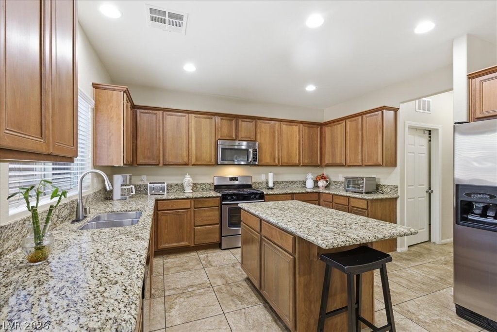 3413 Pelican Brief Ln, North Las Vegas, NV 89084 photo
