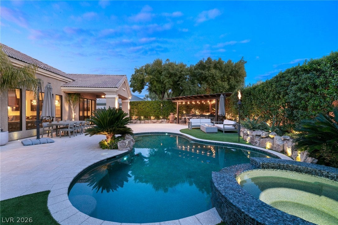 9429 Garnet Crown Ave, Las Vegas, NV 89145 photo