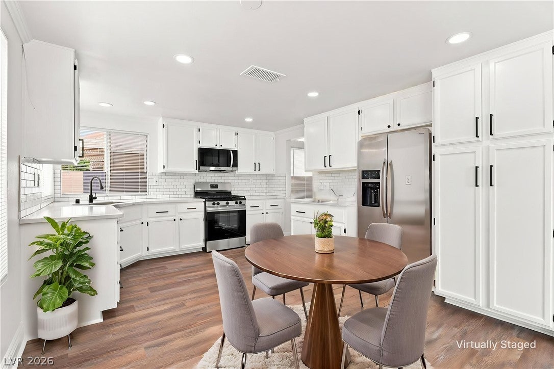 1415 Bent Arrow Dr, North Las Vegas, NV 89031 photo
