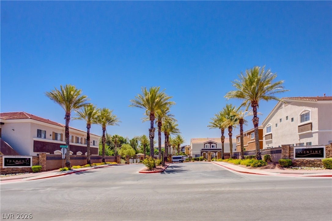 9303 Gilcrease Ave, Las Vegas, NV 89149