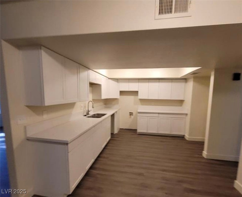 3364 Royce Ct, Las Vegas, NV 89121 photo
