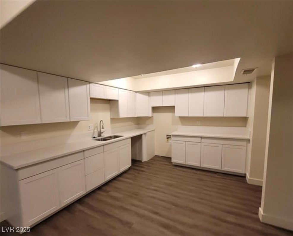 3364 Royce Ct, Las Vegas, NV 89121 photo