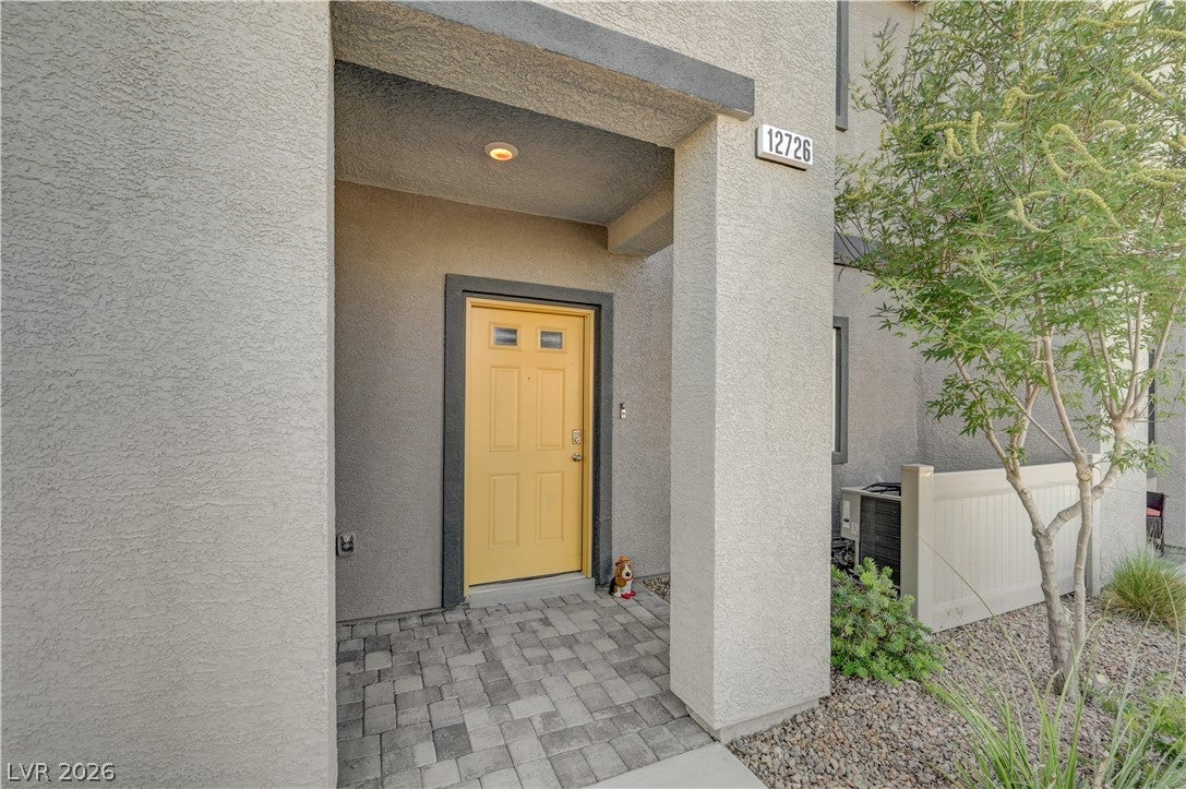 12726 Feathersong St, Henderson, NV 89044