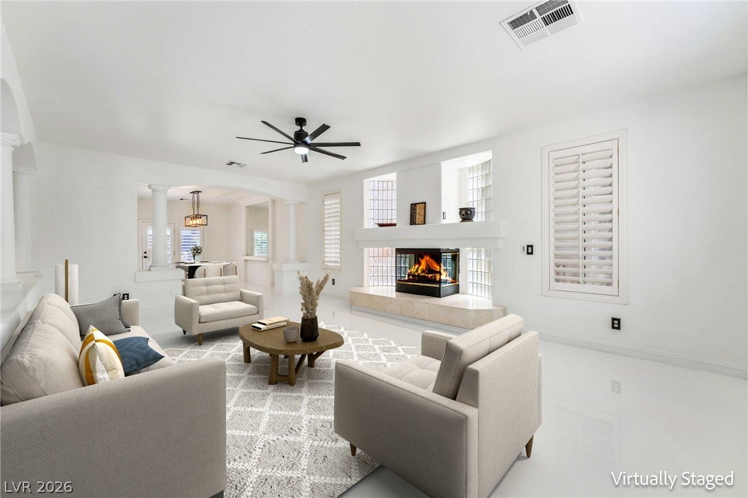 7526 Gossamer Wind St, Las Vegas, NV 89139 photo