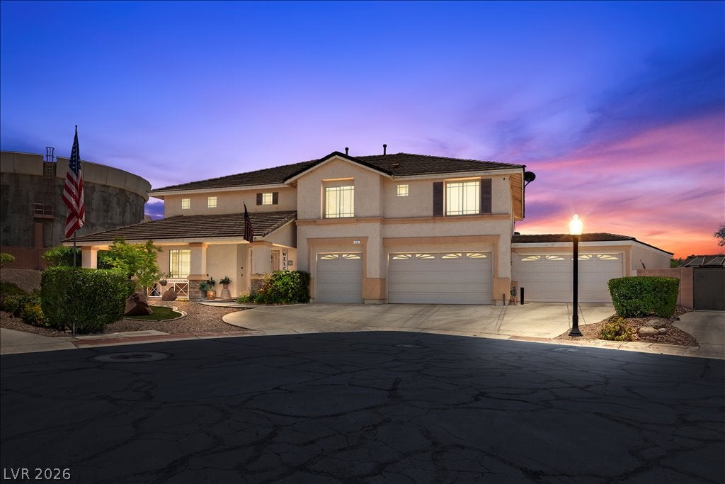 6681 Blue Sapphire Ave, Las Vegas, NV 89110