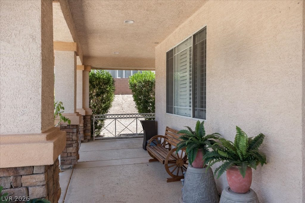 6681 Blue Sapphire Ave, Las Vegas, NV 89110 photo