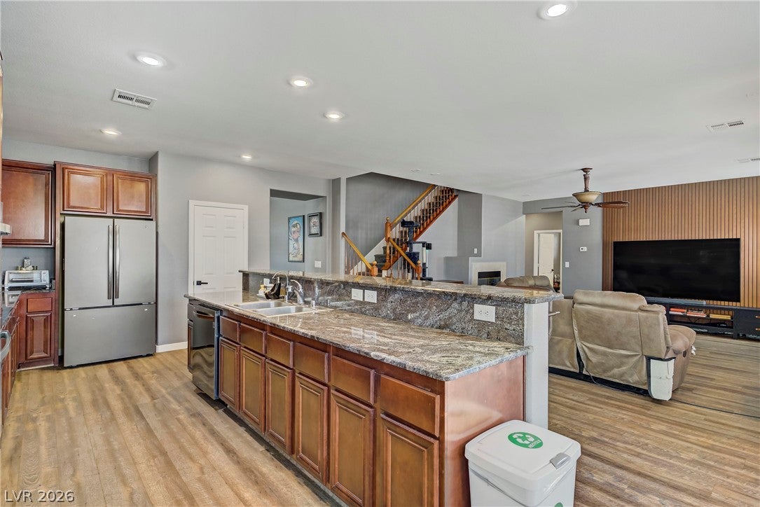 6908 Fox Sparrow Ct, North Las Vegas, NV 89084 photo