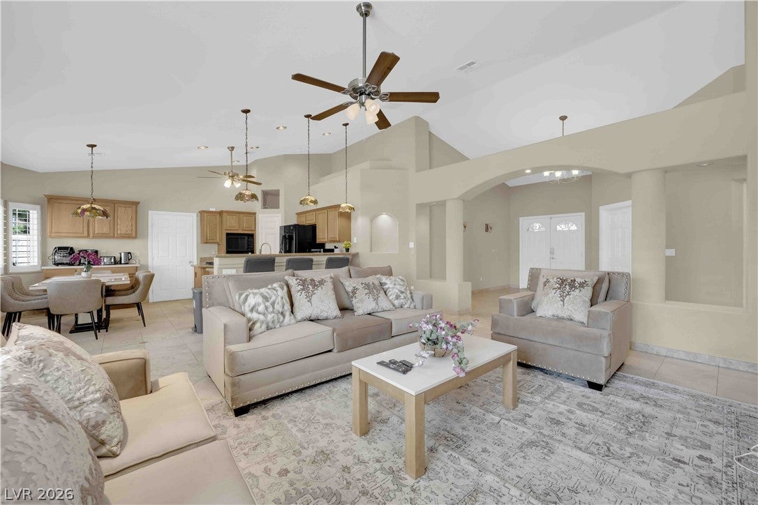 6003 Lone Creek Cir, Las Vegas, NV 89103 photo