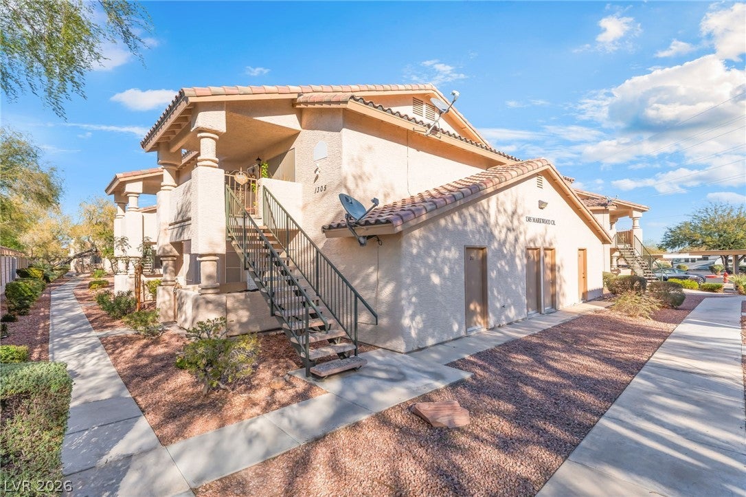 1305 Markwood Cir, Las Vegas, NV 89128