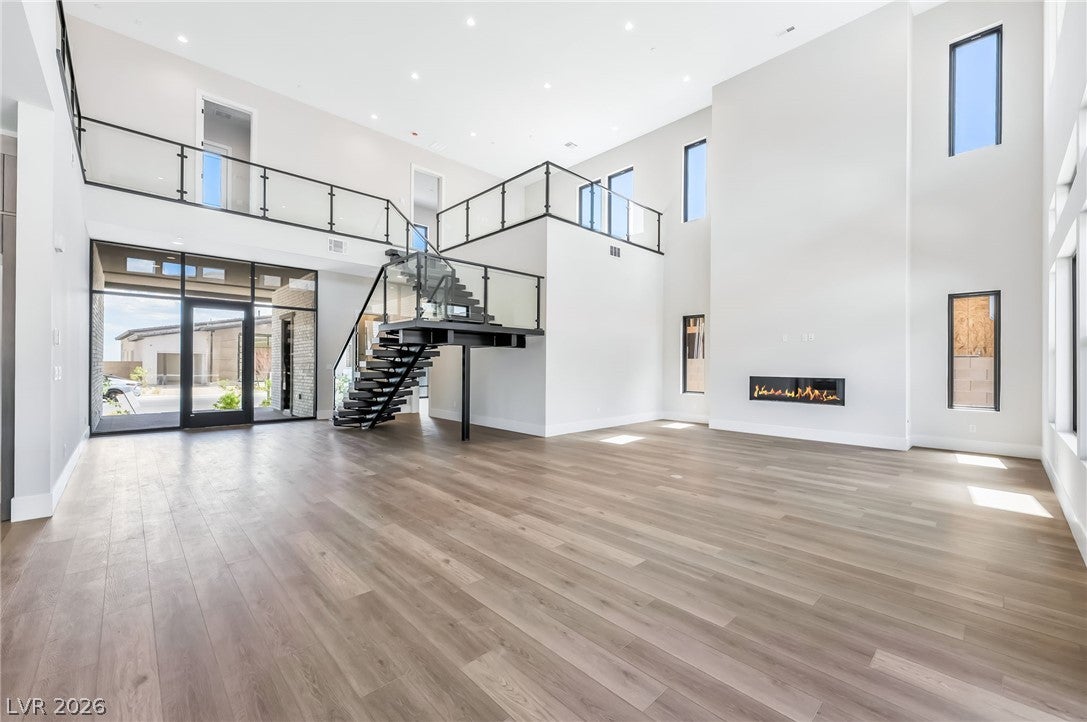 253 Talon Heights St, Las Vegas, NV 89138 photo