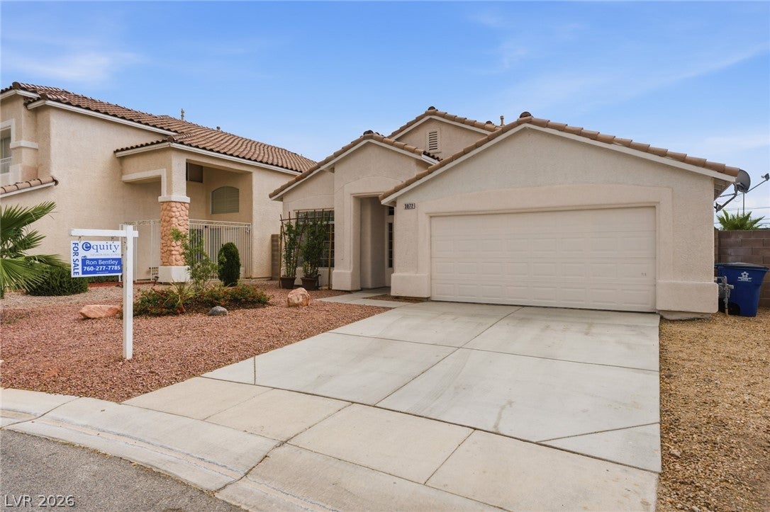 3872 Crest Horn Drive Dr, Las Vegas, NV 89147 photo