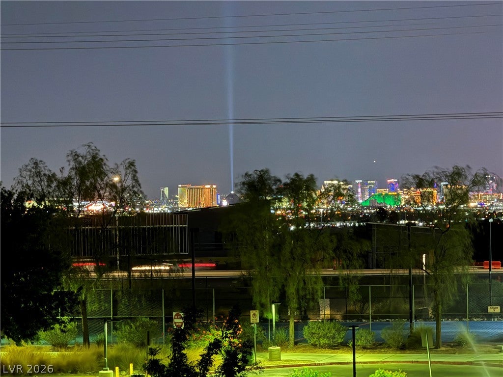 672 Kentons Run Ave, Henderson, NV 89052 photo