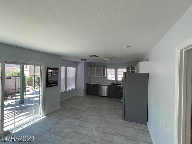 4037 Chalfont Ct, Las Vegas, NV 89121 photo