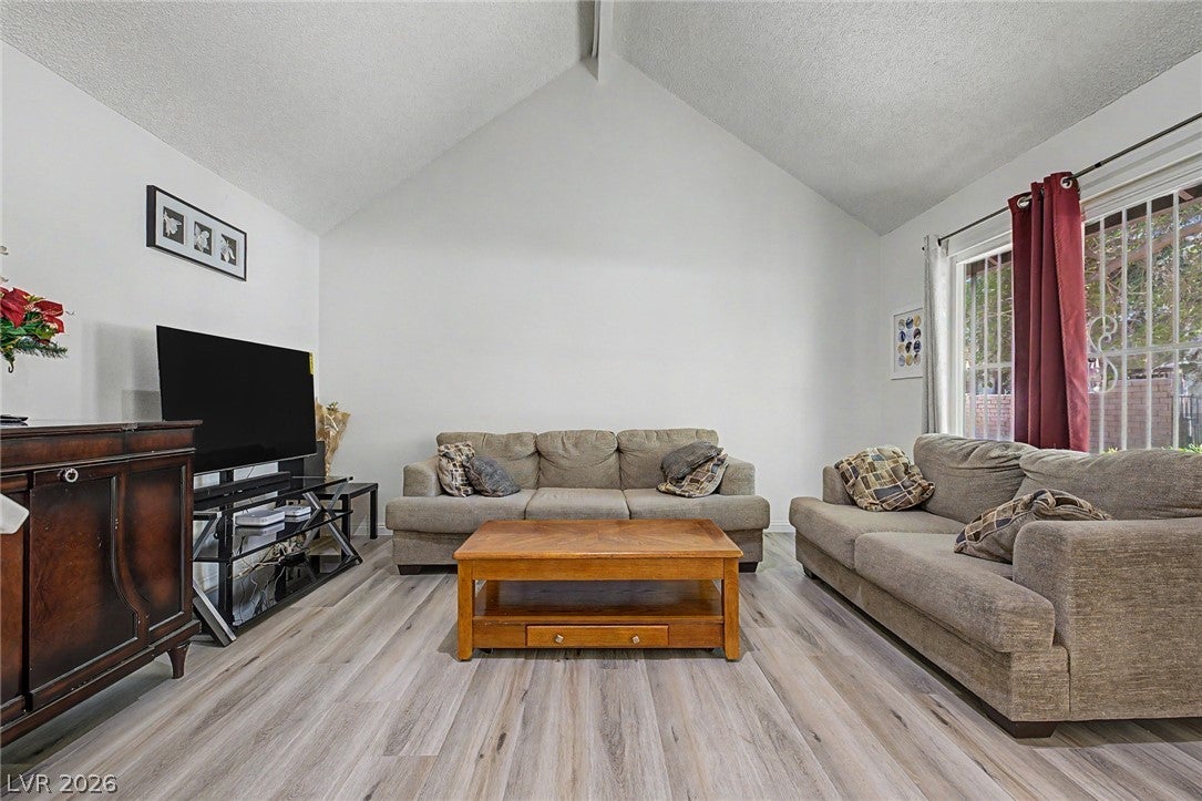 4551 Sirius Ave, Las Vegas, NV 89102 photo