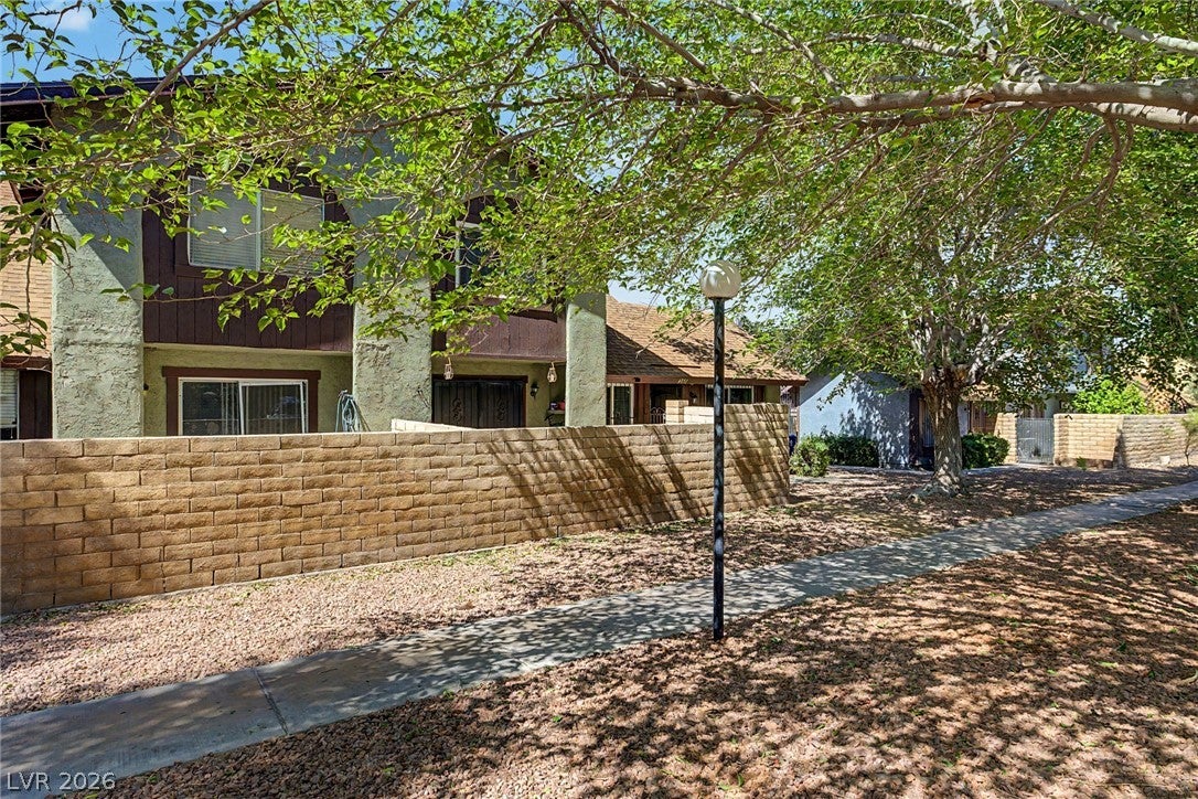 4551 Sirius Ave, Las Vegas, NV 89102 photo