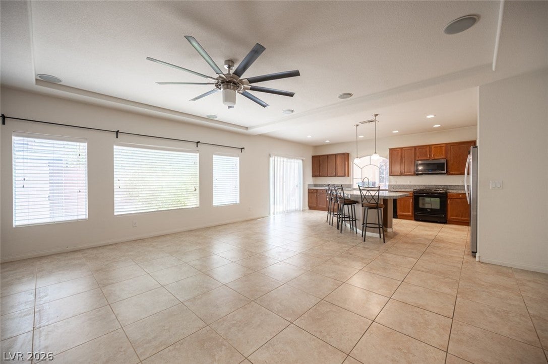 5167 Bootlegger Ave, Las Vegas, NV 89141 photo