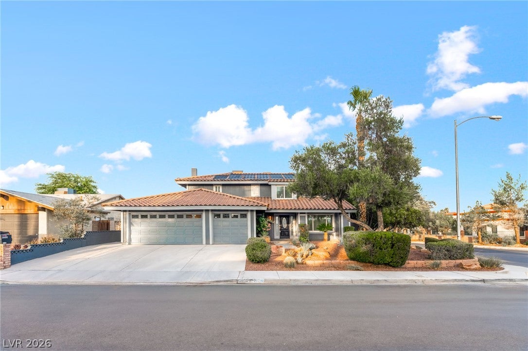 3990 Coolcrest Ct, Las Vegas, NV 89103 photo
