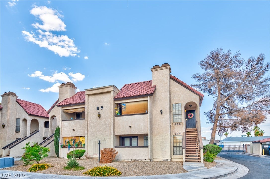 1751 E Reno Ave #122, Las Vegas, NV 89119 photo