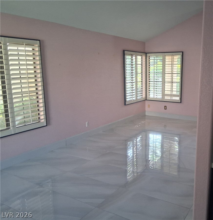 2320 Angelfire St, Las Vegas, NV 89128 photo