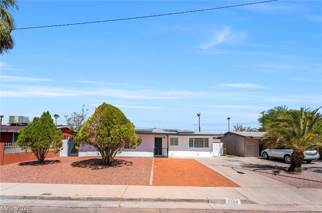 2204 Dune Dr, Las Vegas, NV 89106