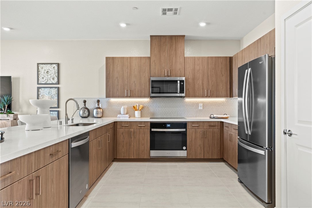 10407 Sapphire Storm St, Las Vegas, NV 89141