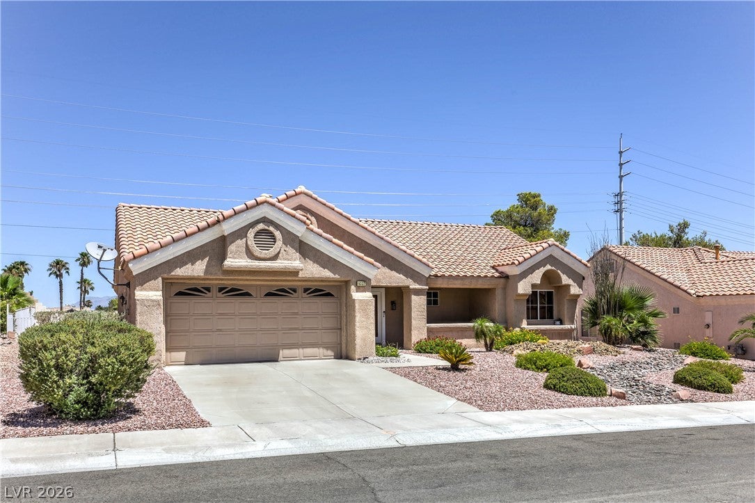 9332 Fresh Spring Dr, Las Vegas, NV 89134 photo