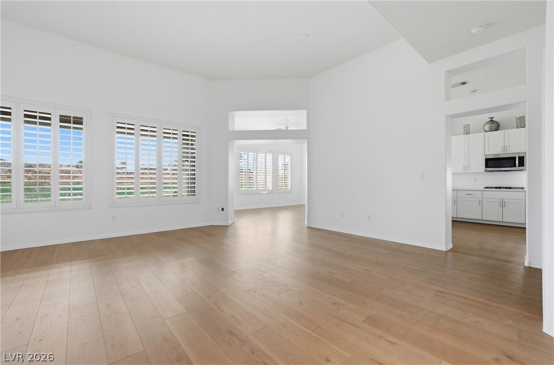 511 Eagle Vista Dr, Henderson, NV 89012 photo