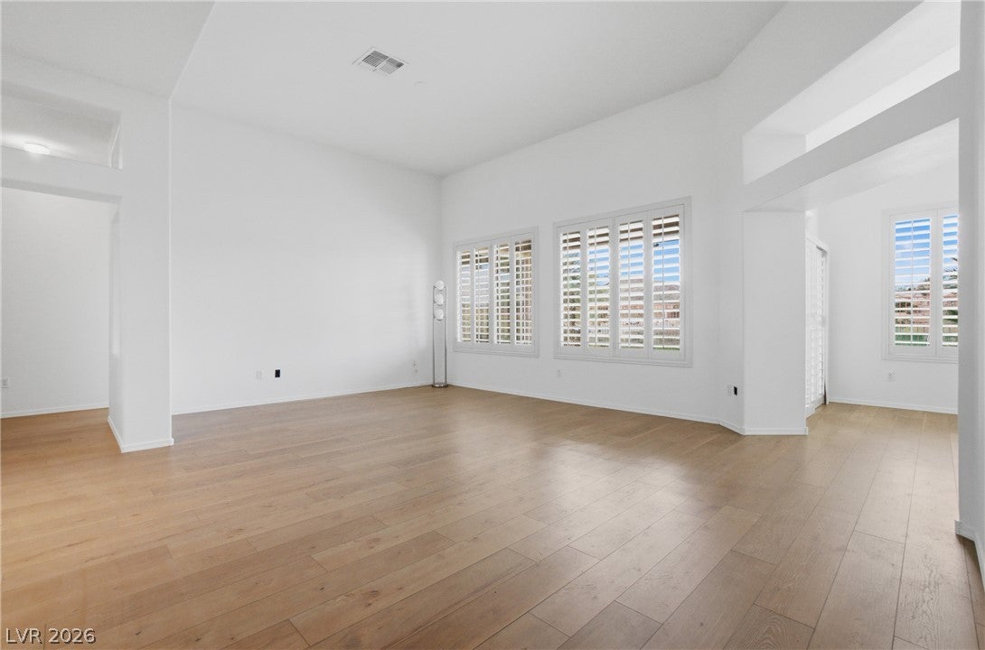 511 Eagle Vista Dr, Henderson, NV 89012 photo