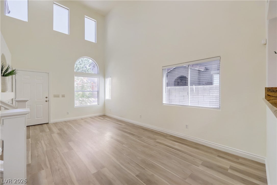 1357 Hawaiian Hills Ave, Las Vegas, NV 89183 photo