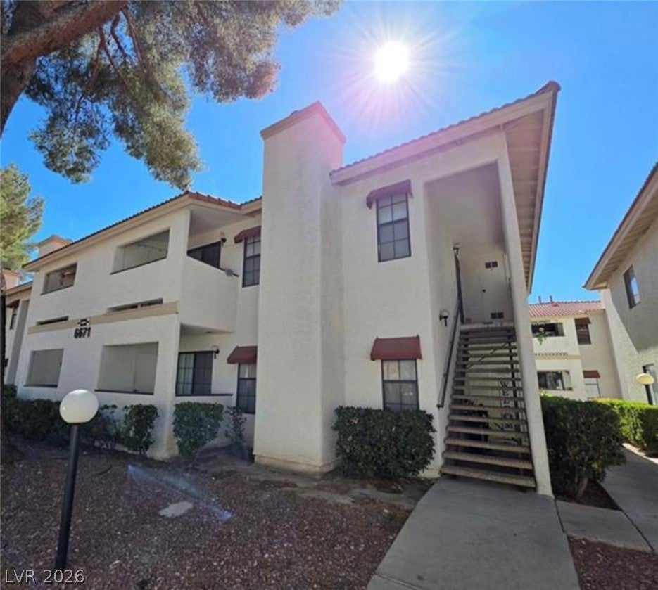 6671 Tropicana Ave, Las Vegas, NV 89103