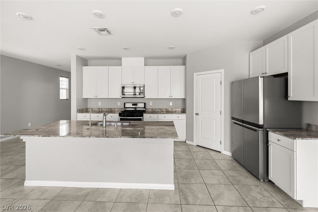 10163 Kings Amethyst, Las Vegas, NV 89141 photo
