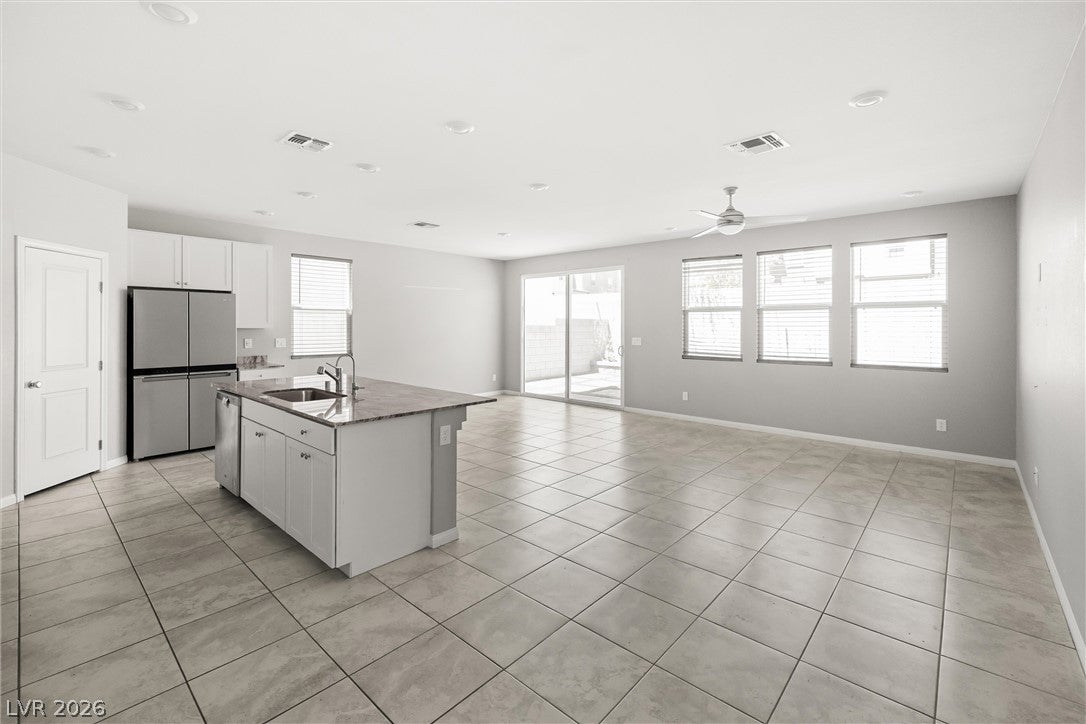 10163 Kings Amethyst, Las Vegas, NV 89141 photo