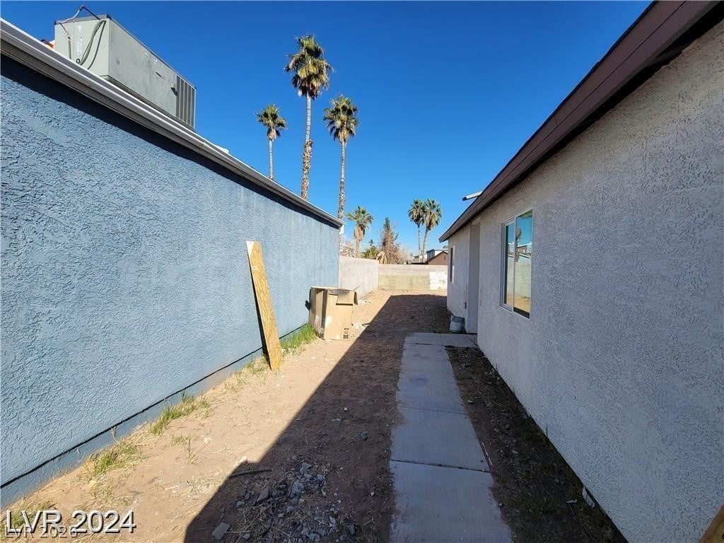7324 Empress Dr, Las Vegas, NV 89147 photo