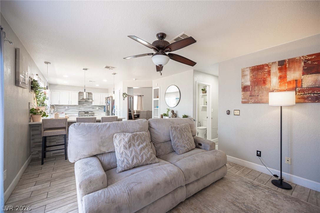 822 Grape Vine Ave, Henderson, NV 89002 photo
