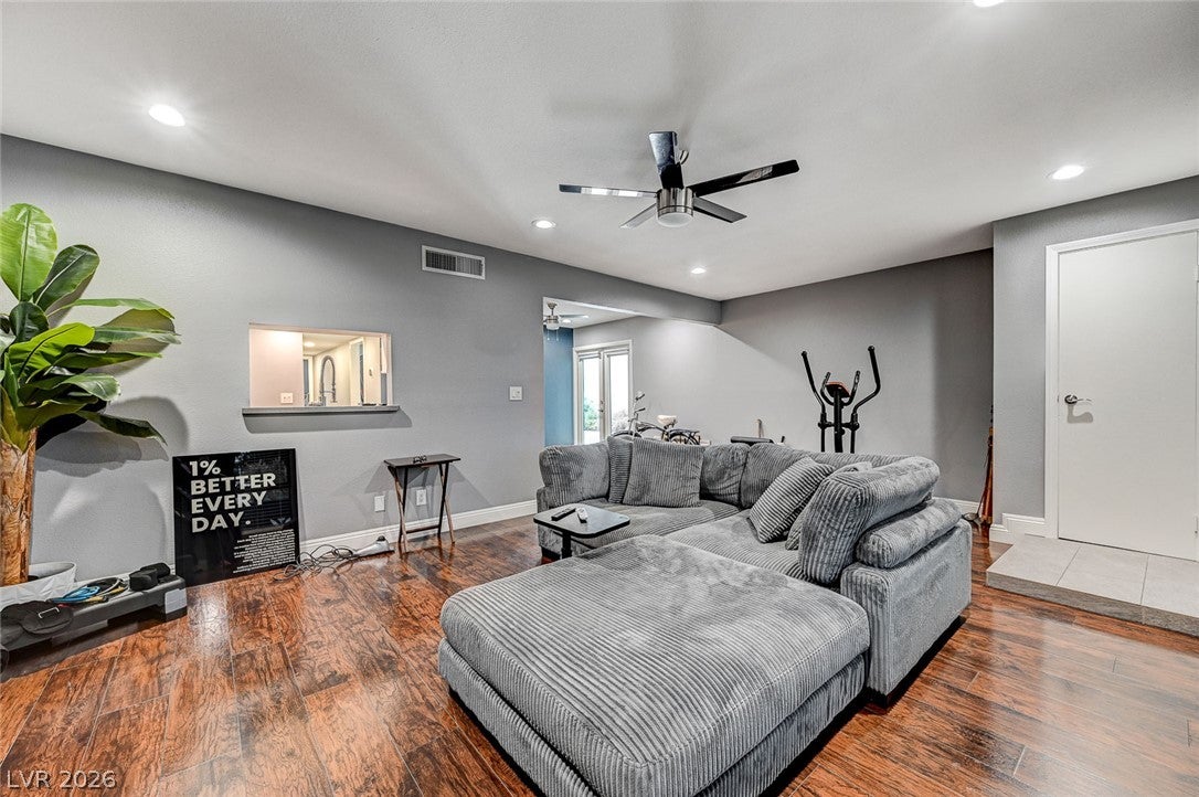 3537 Legendary Dr, Las Vegas, NV 89121 photo