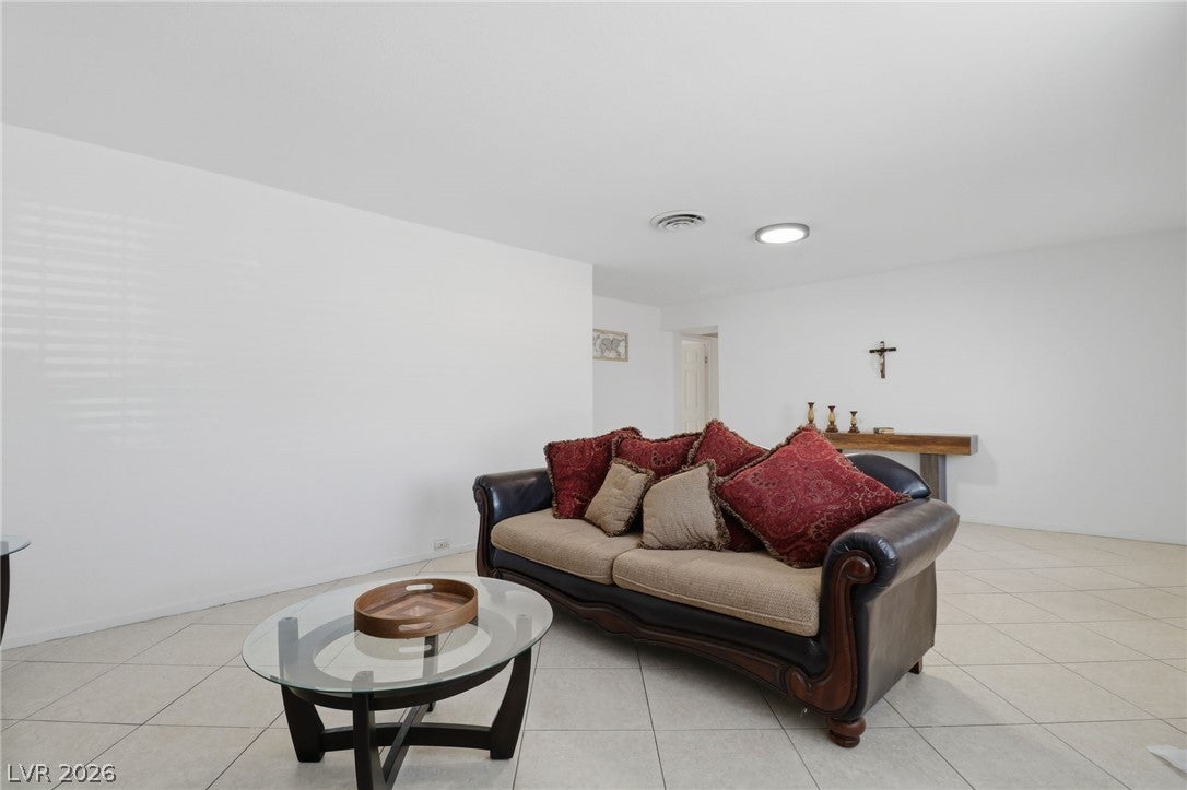 2990 Ferndale St, Las Vegas, NV 89121 photo