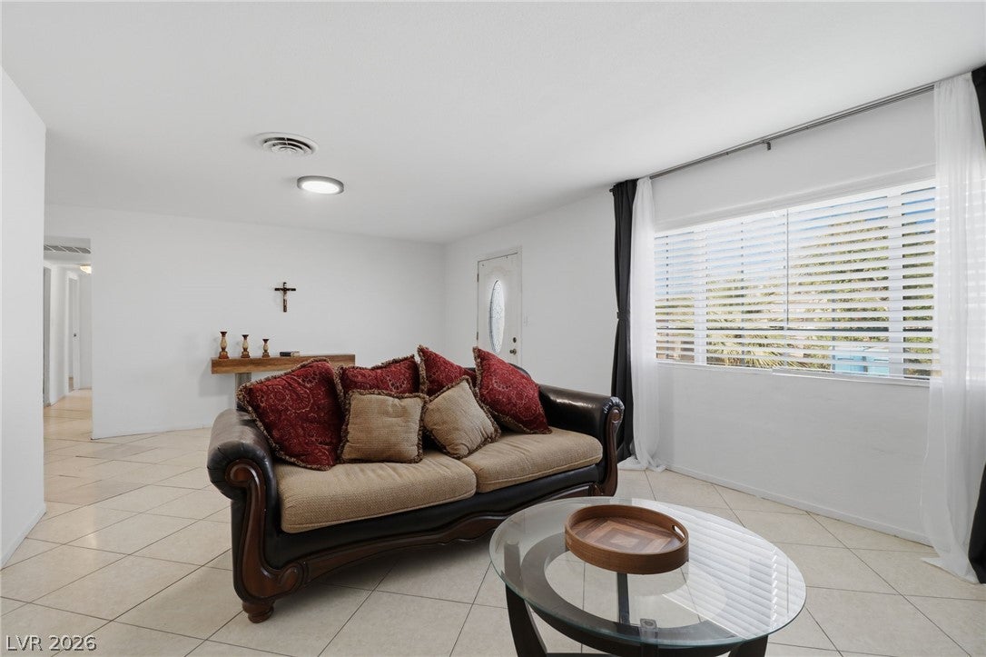 2990 Ferndale St, Las Vegas, NV 89121 photo